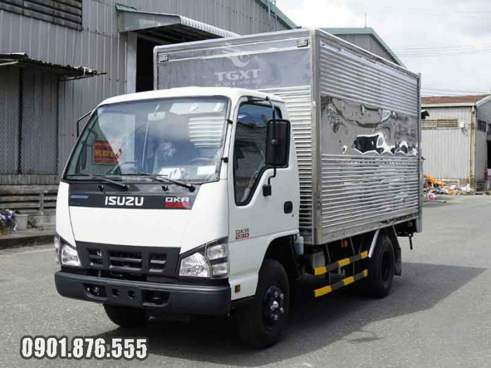 Isuzu QKR230 Thùng Kín Dài 3M5 Trả Trước 20%, Xe Có Sẵn