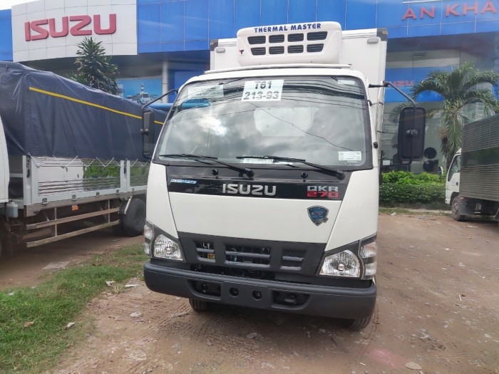 Xe Tải Isuzu 1.9 Tấn Thùng Đông Lạnh Quyền