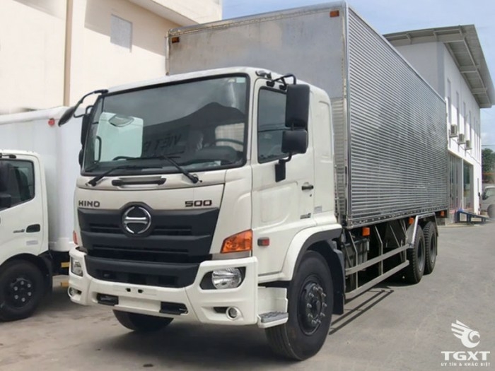 Xe Hino FL8JW7A thùng kín - Ưu đãi đặc biệt