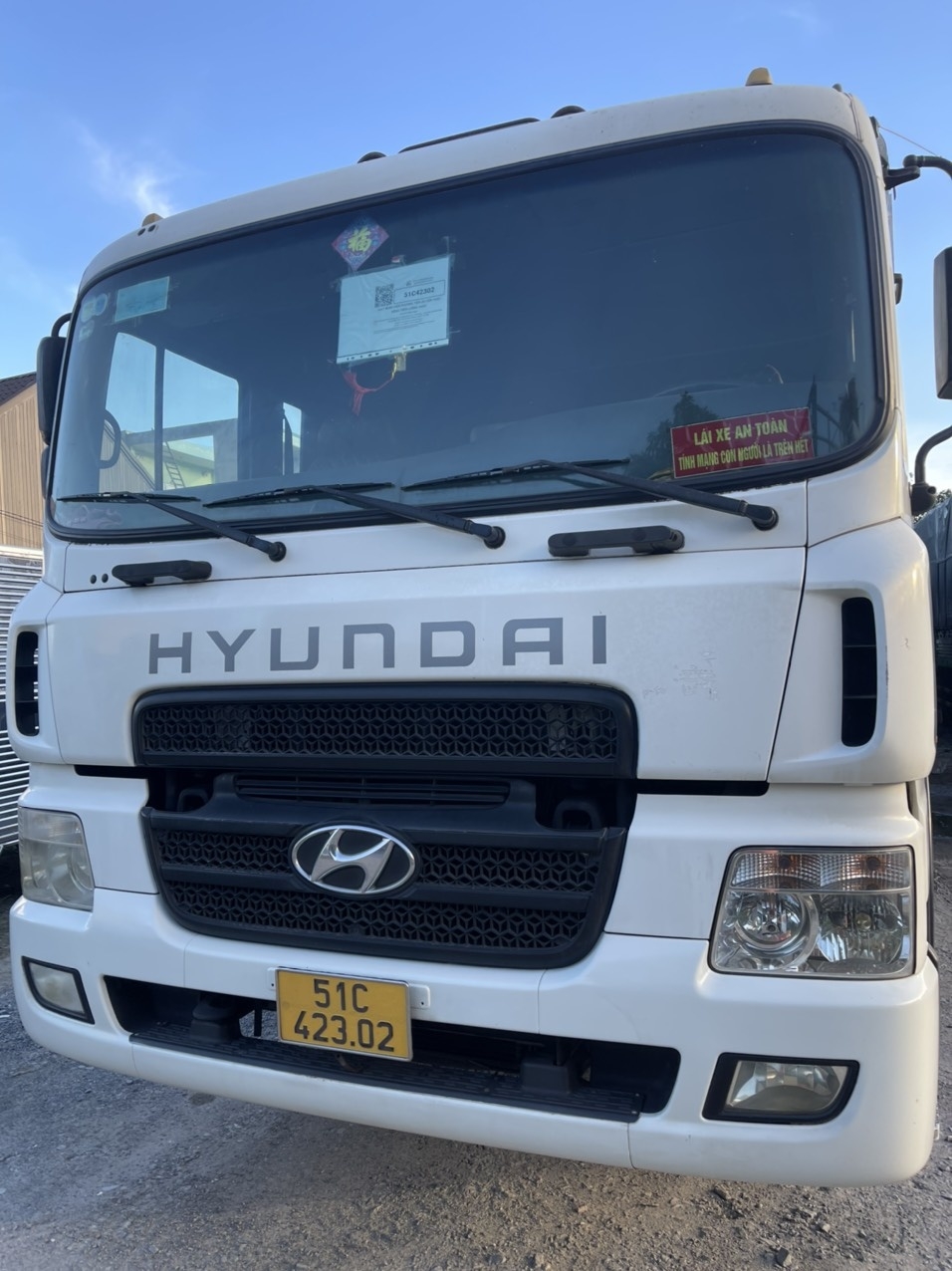 Xe tải 4 chân hyundai hd320 đời 2014 ga cơ xe zin