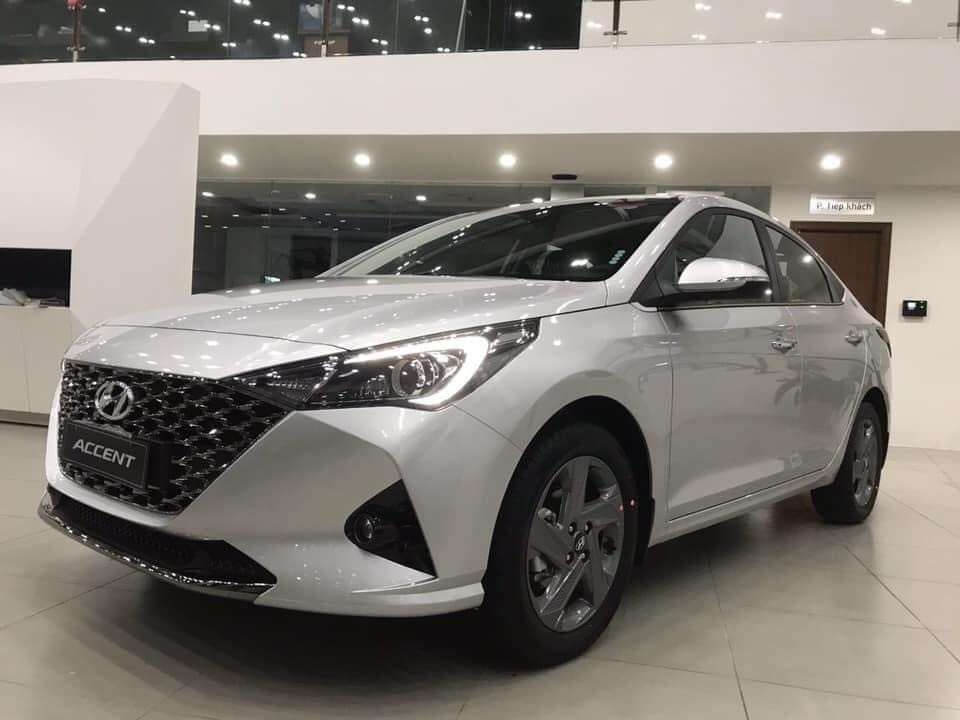 Bán xe 5 chổ đáng mua nhất Hyundai Accent, mới 2020 trả góp Tây Ninh