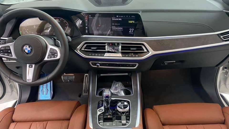 Bán BMW X7 xDrive 40i M Sport 3.0 sản xuất 2021,xe giao ngay
