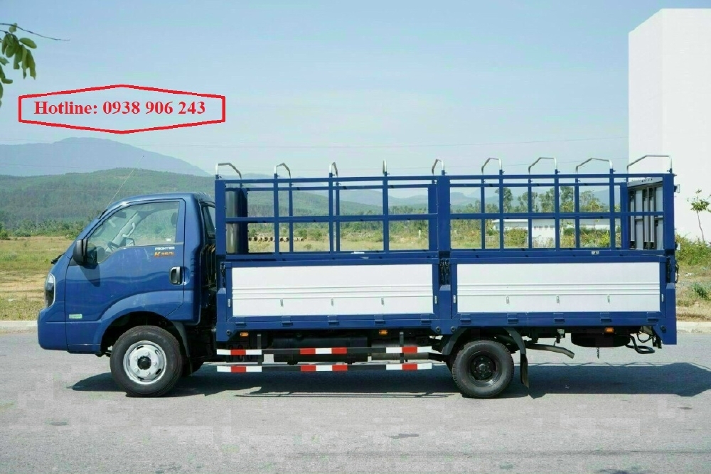 Kia K250L thùng dài 4.5m tải 2.35 tấn