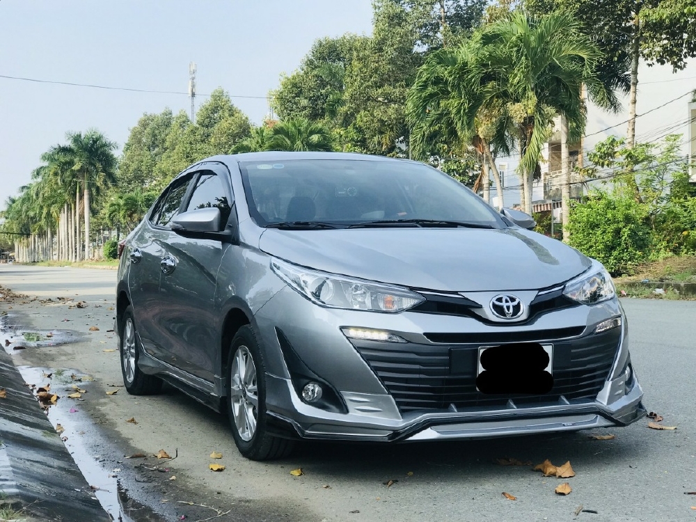 Toyota Vios 2019 màu ghi xám trang bị sẵn nhiều phụ kiện
