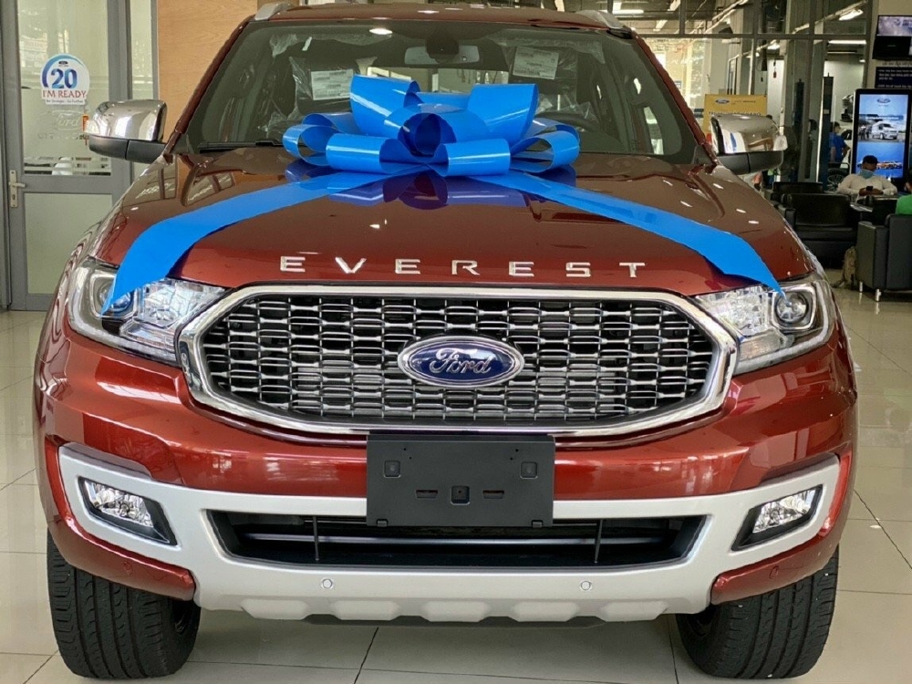 Ford Everest Titanium 2.0L 4WD Nhiều ưu đãi , quà tặng đi kèm