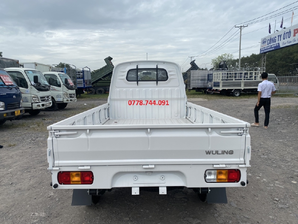 Xe tải mới Wuling thùng lửng 735kg - phân phối độc quyền miền nam