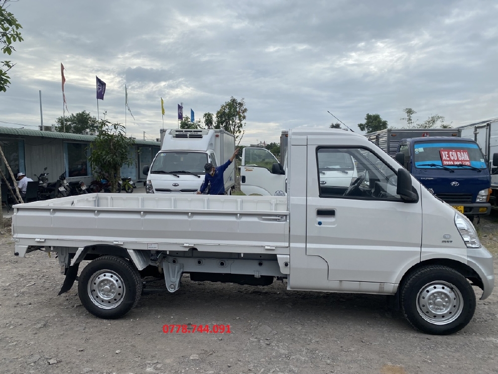 Xe tải mới Wuling thùng lửng 735kg - phân phối độc quyền miền nam