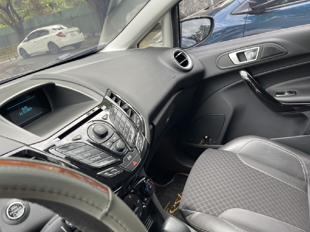 Ford Fiesta Sport Xám 2017 Xe Đẹp Cho Mọi Người.