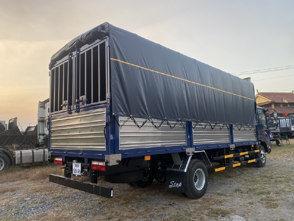Xe tải JAC N650 PLUS 6 tấn 5 thùng dài 6m2 máy Cummins Mỹ có sẵn giao