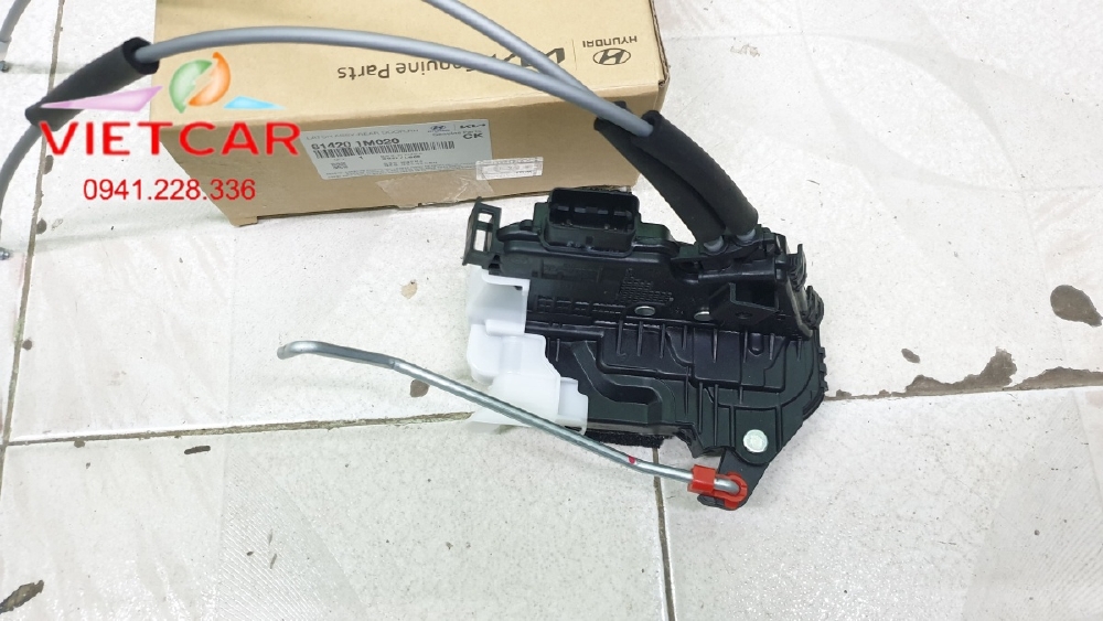 Ổ ngậm cánh cửa sau Kia Cerato-Forte/ 814101M020 -814201M020