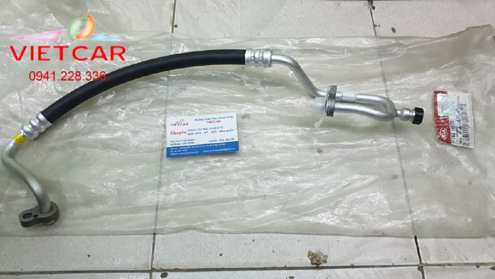977621M000 Ống ga lạnh ra két giàn nóng Kia Forte