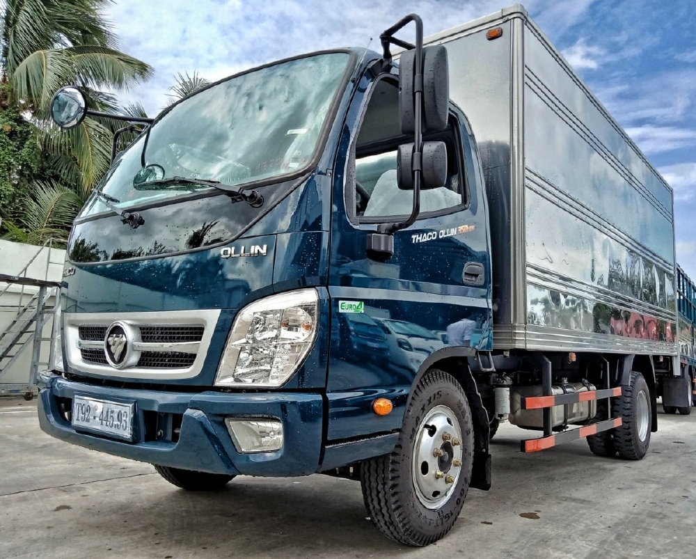 Xe tải Thaco Ollin490 - Động cơ Isuzu - Thùng 4m4 - Tải trọng 2 tấn