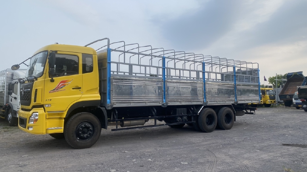 Xe tải Dongfeng 3 chân 13 tấn nhập khẩu nguyên chiếc Đồng Nai