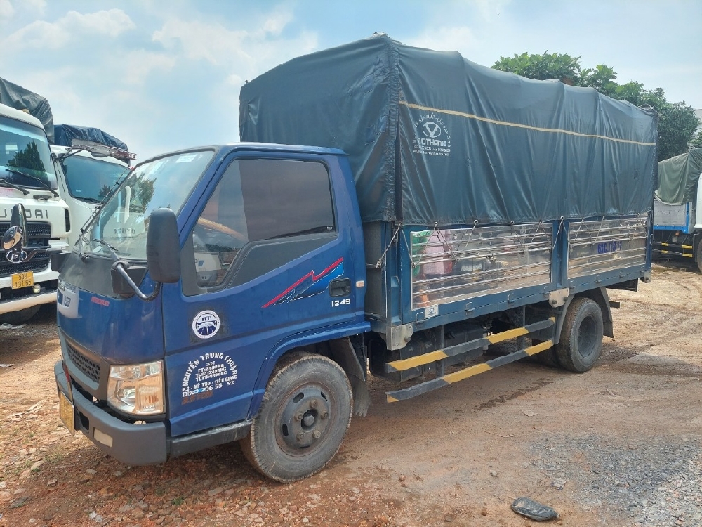 xe tải Đô Thành iz49 tải 2t3 thùng 4m2 xe zin giá rẻ