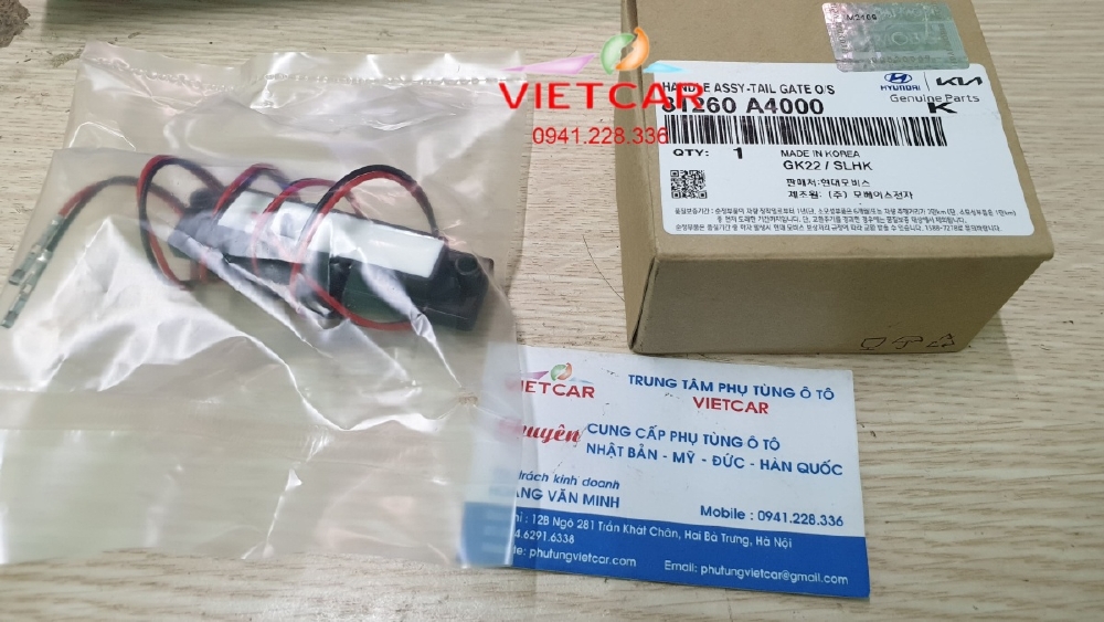 81260A4000 Công tắc mở cốp hậu Kia Carens/rondo