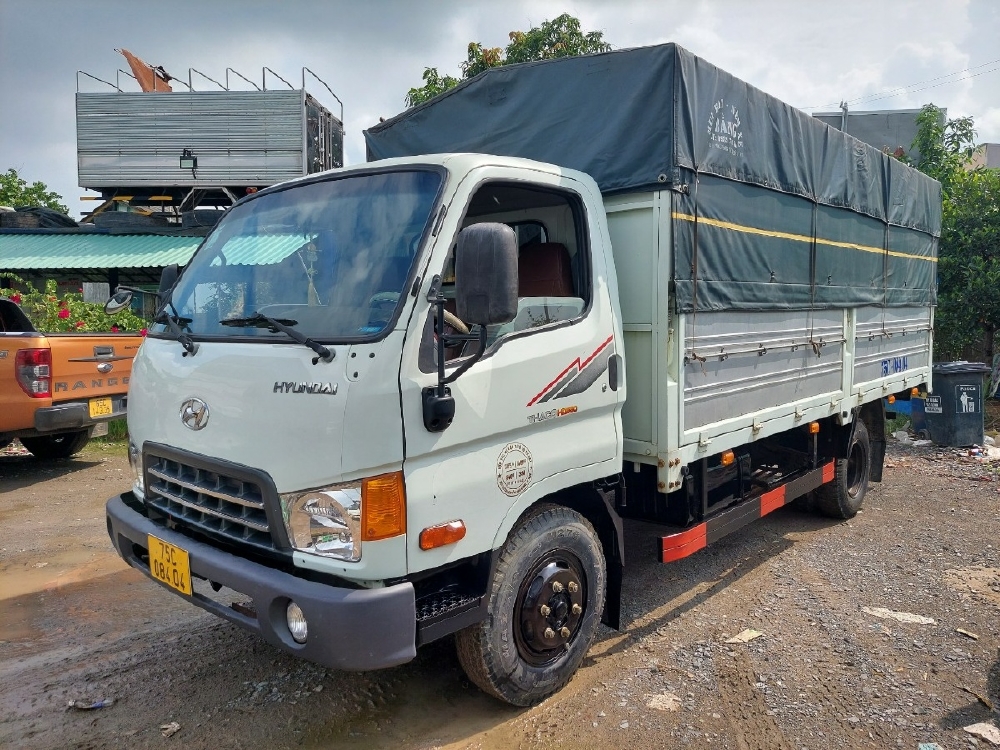 Bán xe tải hyundai hd650 đời 2016 đăng ký 2018 xe đẹp