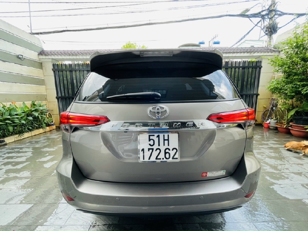 Bán Xe Toyota Fortuner 2.7V 4x2 AT 2019