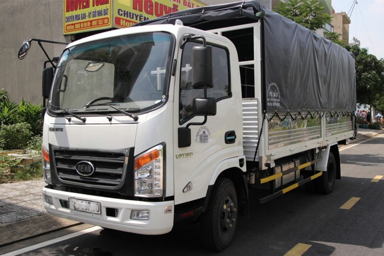 Xe tải VEAM VT350 3.5 tấn thùng mui bạt & kín dài 4m88 máy isuzu 2022