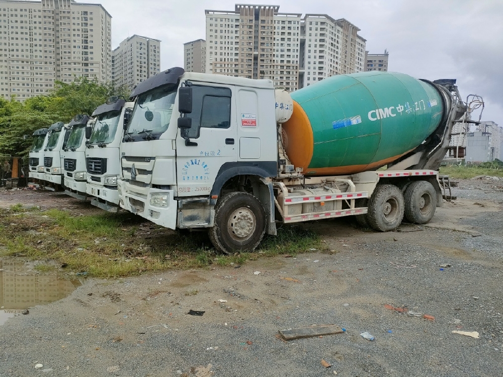 Dàn xe howo 12m3 chở 14m3 đời 2017 2018 đã về bãi