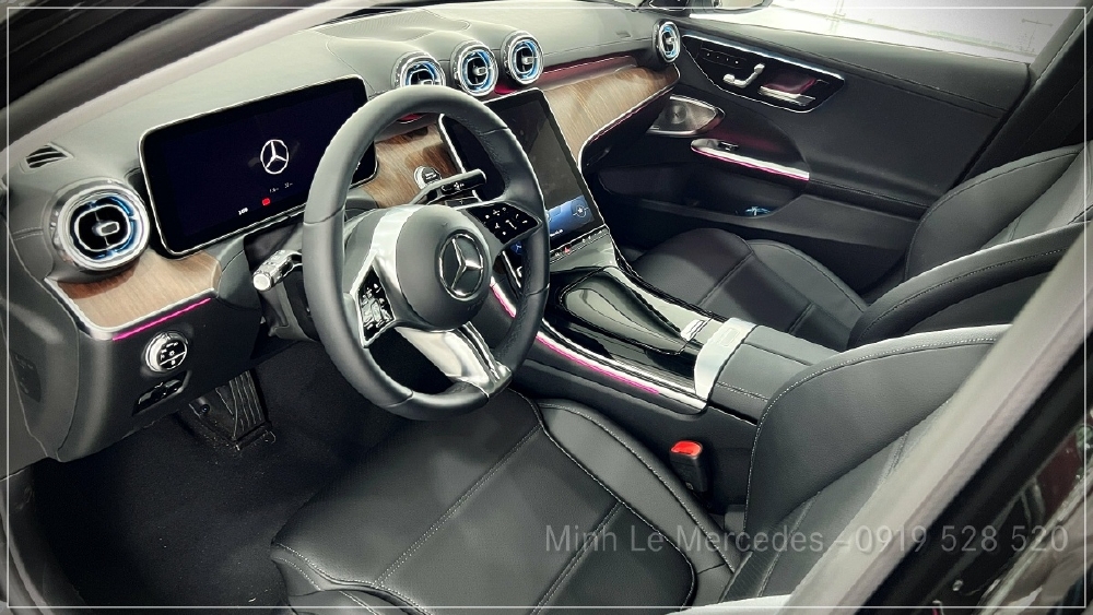 Bán Mercedes C200 Avantgarde Plus 2022 - Giá Tốt- Xe Giao Ngay!