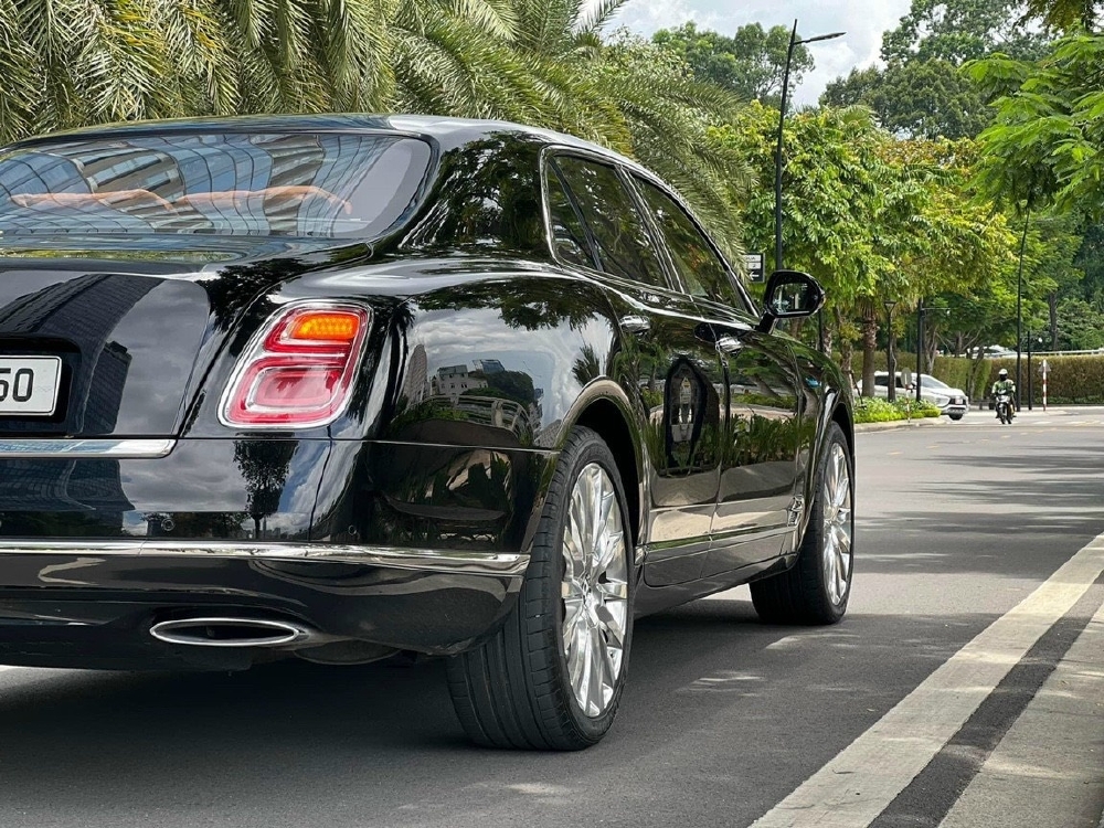 Bán Bentley Mulsanne sản xuất 2019 . xuất hóa đơn 20 tỷ .