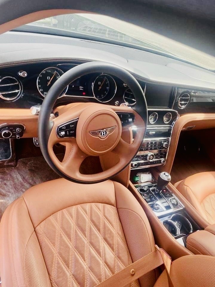 Bán Bentley Mulsanne sản xuất 2019 . xuất hóa đơn 20 tỷ .