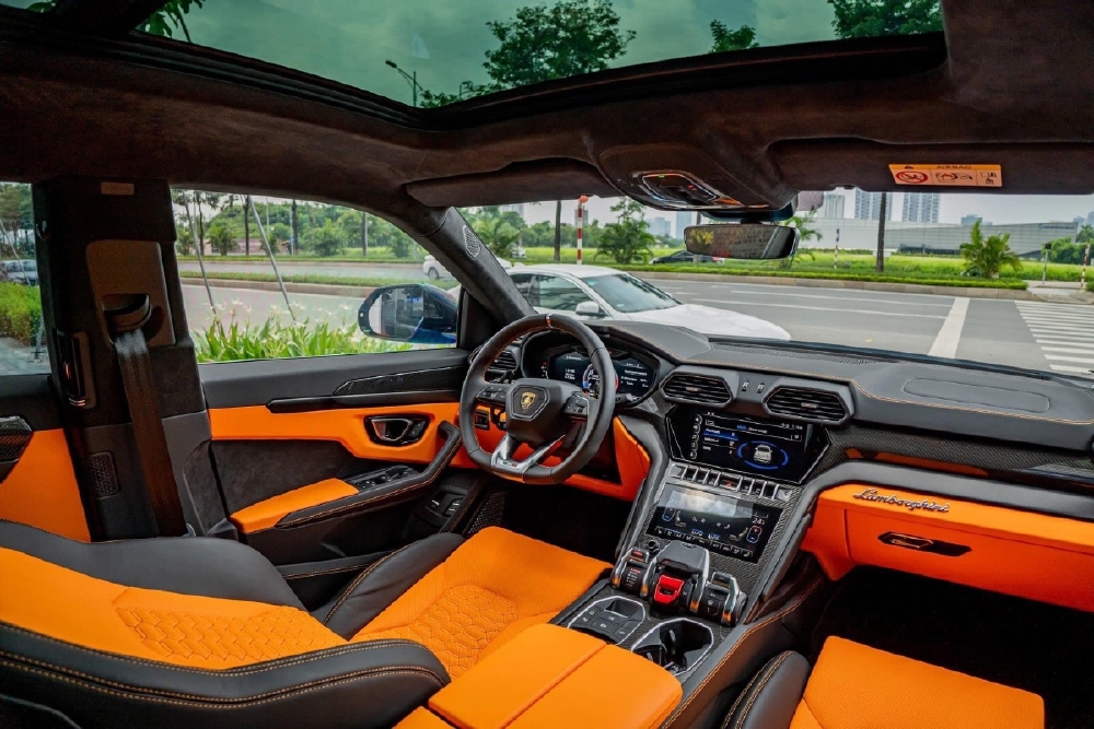 Lamborghini Urus 2021