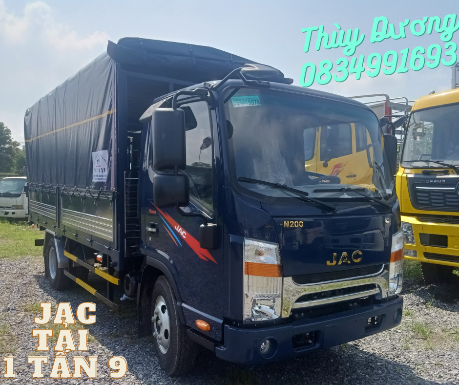 Xe tải JAC N200S tải 1.9 tấn chạy hàng thành phố