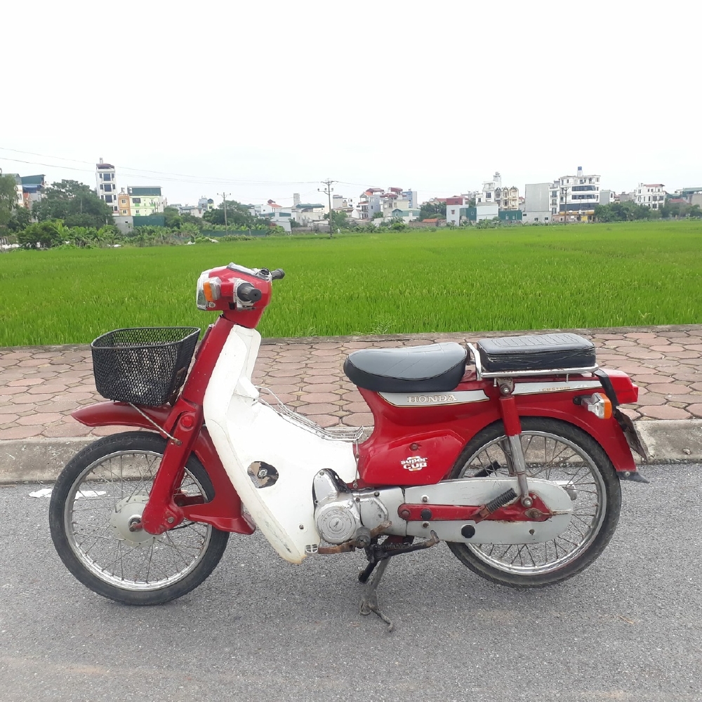 Cub 82 70cc Honda Nhật màu Đỏ biển Hà Nội 29
