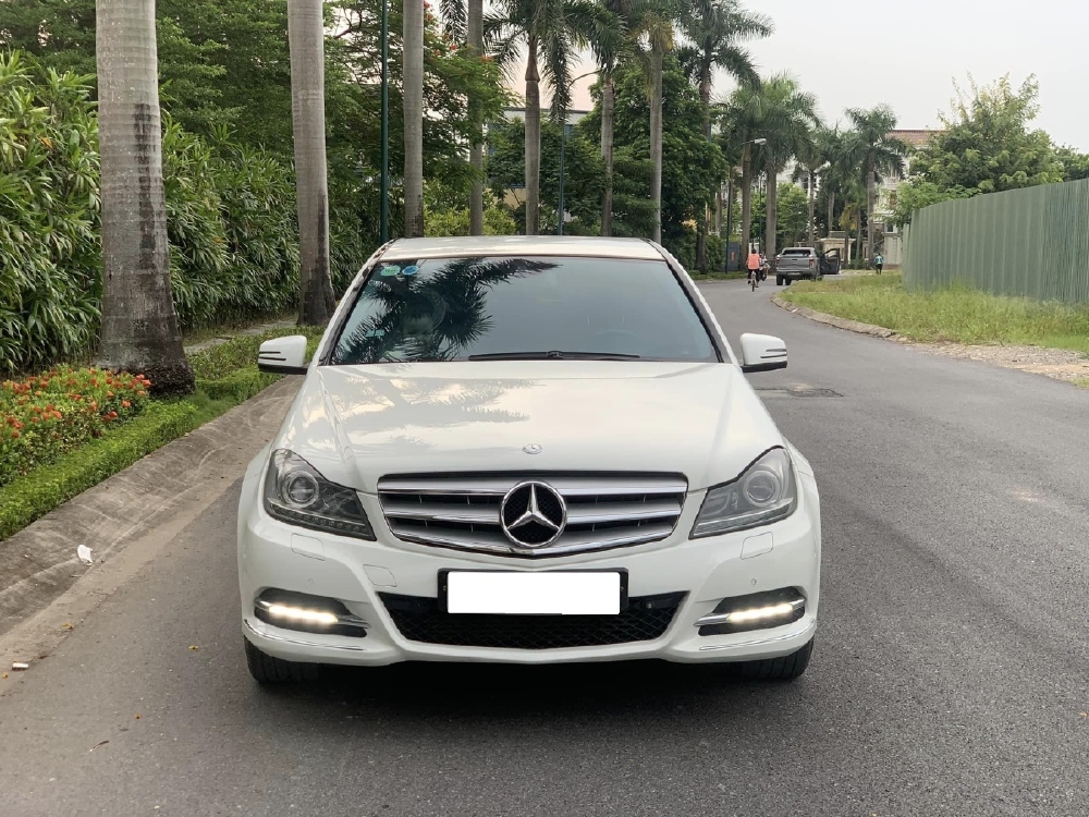 Cần bán Mercedes C200 2011, số tự động, Full option