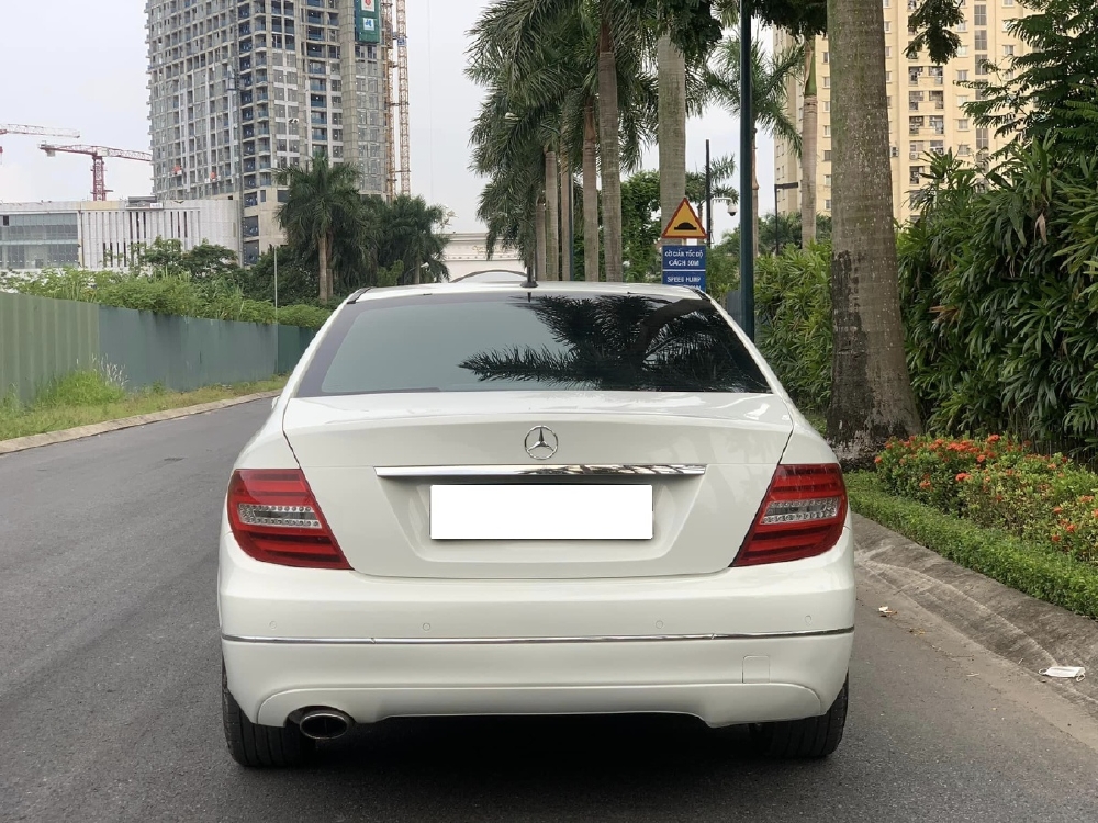 Cần bán Mercedes C200 2011, số tự động, Full option