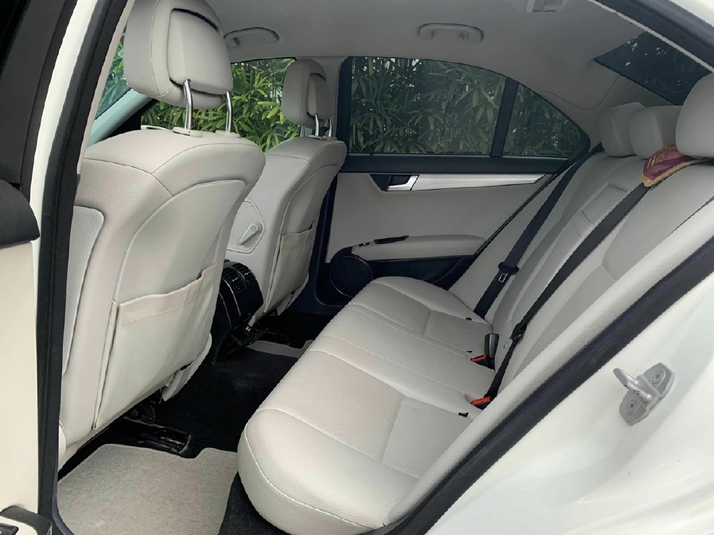 Cần bán Mercedes C200 2011, số tự động, Full option