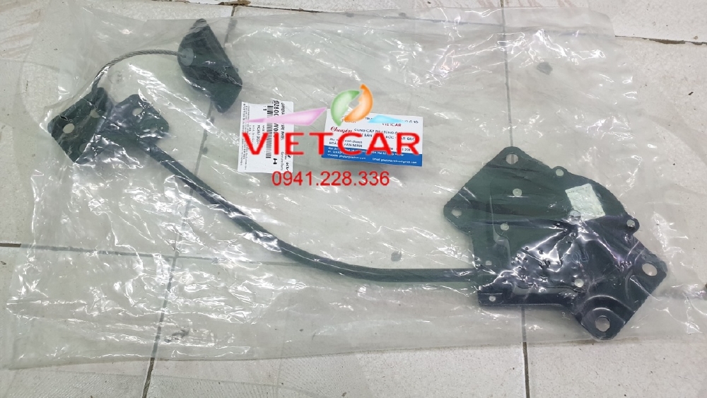 Cáp treo lốp dự phòng Hyundai Santafe |628002W000