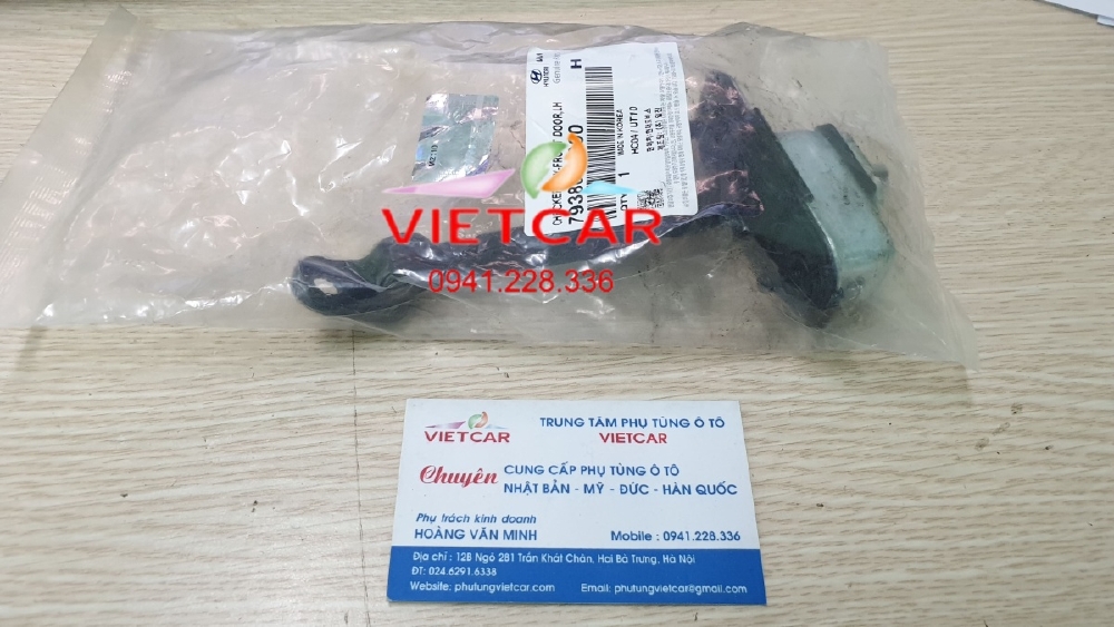 Hạn chế cánh cửa trước trái Hyundai Veloster |793802V000