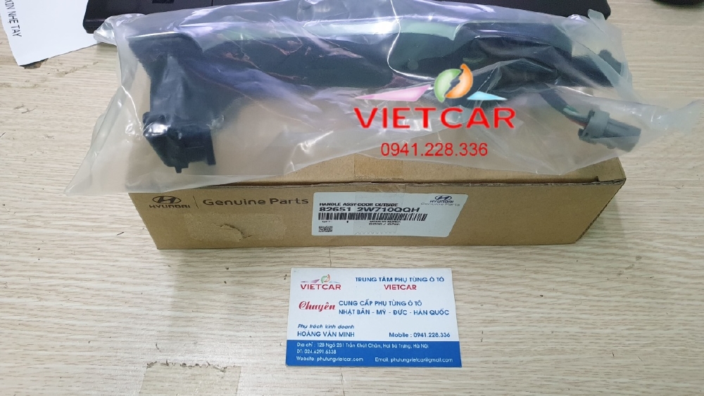 Tay Mở Cửa Ngoài Trước Trái Hyundai Santafe |826512W710