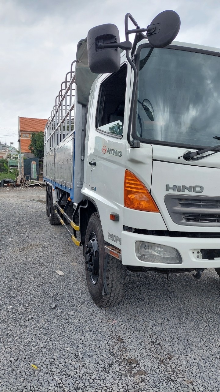 Hino Fl cũ đời 2015 xe đẹp có trả góp