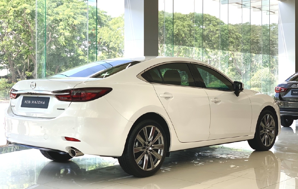New Mazda 6 Premium 2023