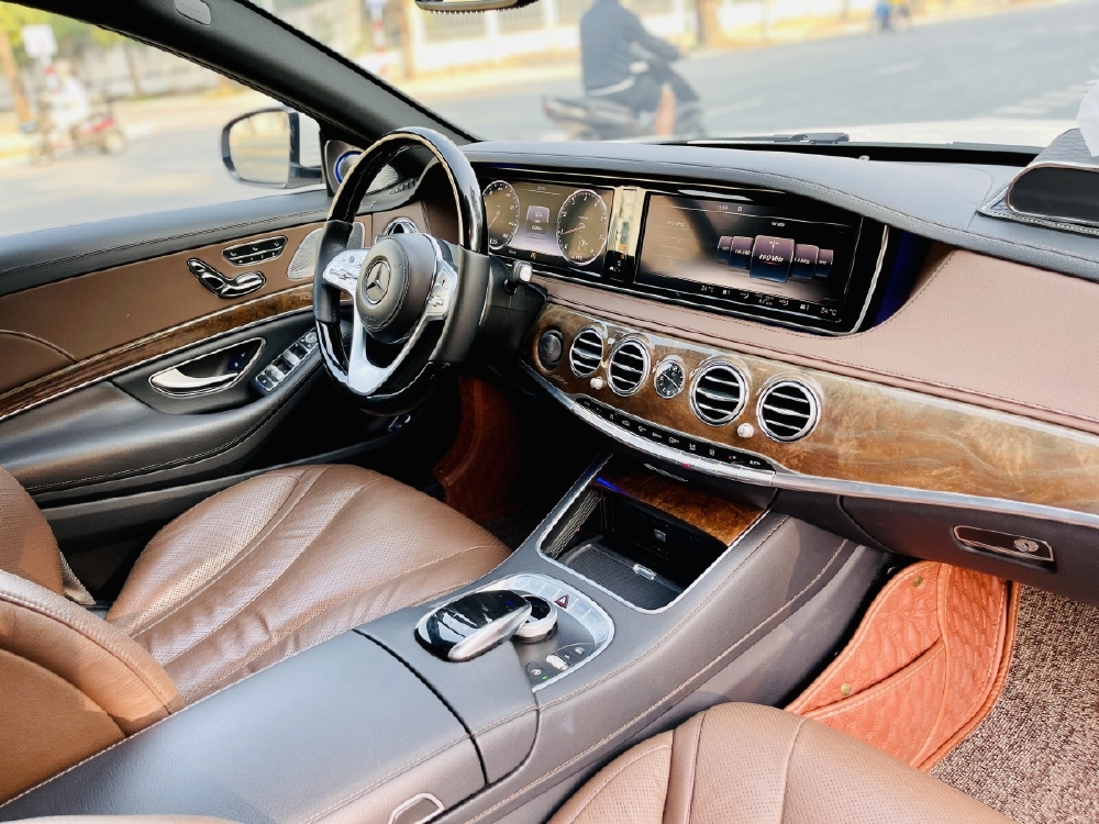 Tuấn Kiệt bán Mercedes S400 sx 2015, nâng from Maybach