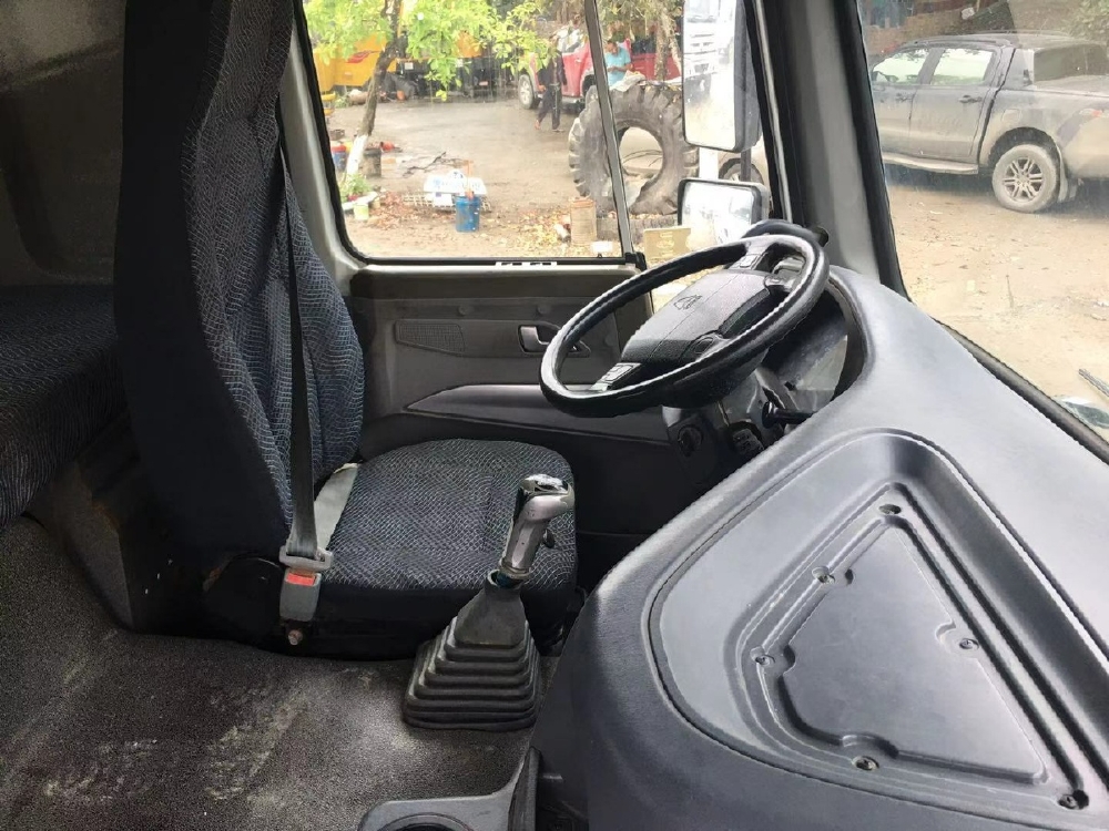 Xe trộn Howo bồn 12 khối, xe nhập, hỗ trợ vay ngân hàng