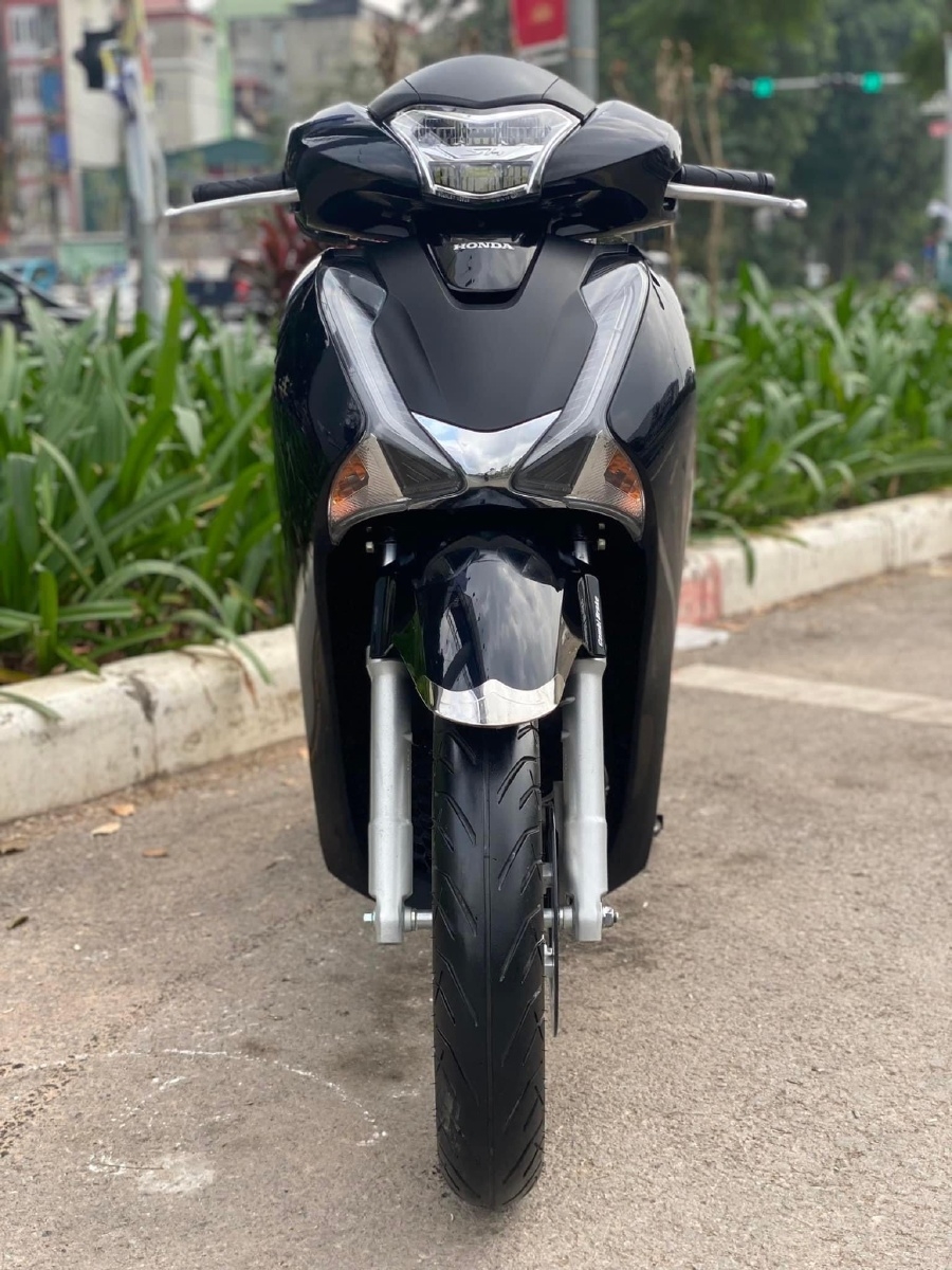 Cần bán SH Việt 125 CBS 2019 màu đen cực chất lượng.