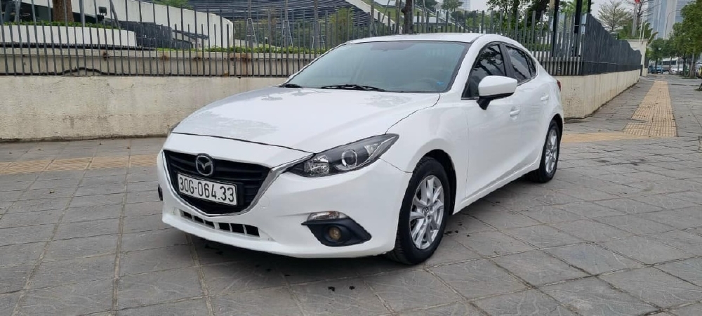 Mazda3 cũ Hà Nội sx 2015 Tncc rất mới.