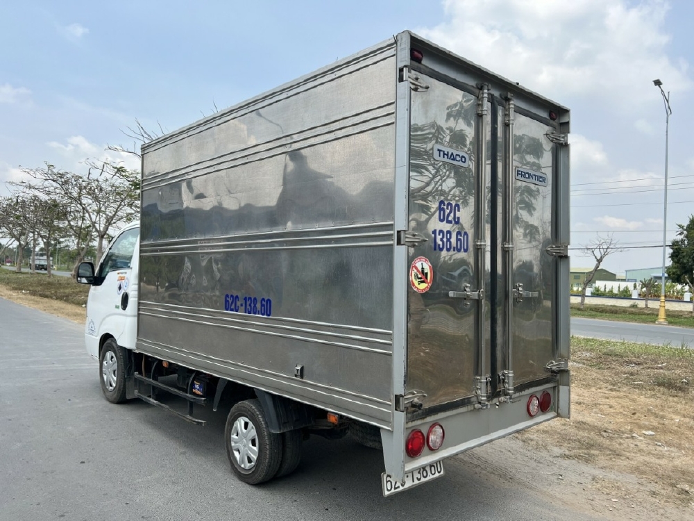 Bán xe tải KiA k200 đời 2019 tải 1T9 thùng 3m2 full inox