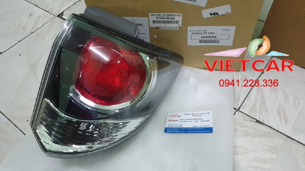 Đèn hậu Fortuner (Nền đen) |81550-0K400