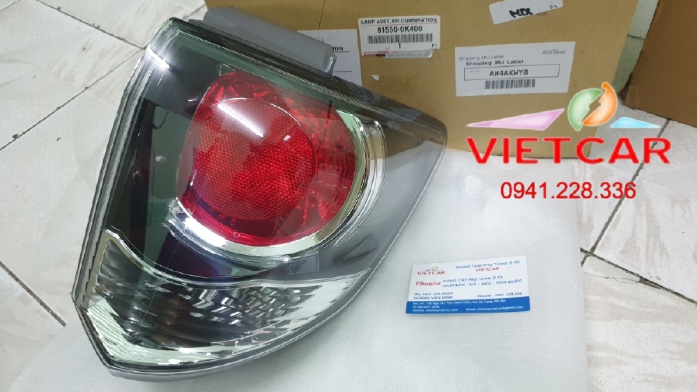 Đèn hậu Fortuner (Nền đen) |81550-0K400