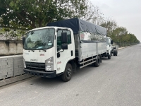 Xe tải isuzu QKR 270 thùng bạt bửng nhôm, thùng dài 4.4m tải 2.75 tấn