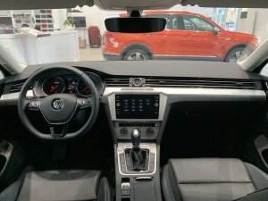 Bán xe Volkswagen Passat Comfort, nhập khẩu Đức, giá tốt