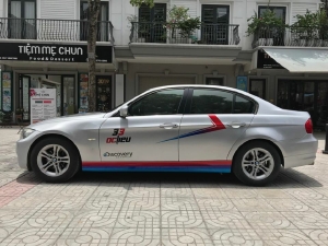 Bán BMW 320 tự động 2010 màu xám bạc xe chính chủ.