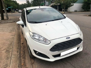 Gia đình cần bán Ford fiesta 2014