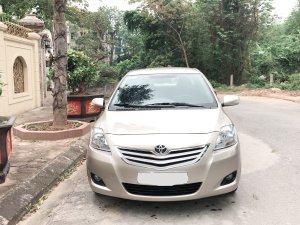 Chính chủ bán xe toyota vios E màu nâu vàng, chính chủ sử dụng