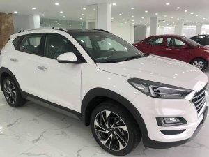Bán xe hyundai tucson bản tiêu chuẩn giá chỉ từ 784 triệu đồng